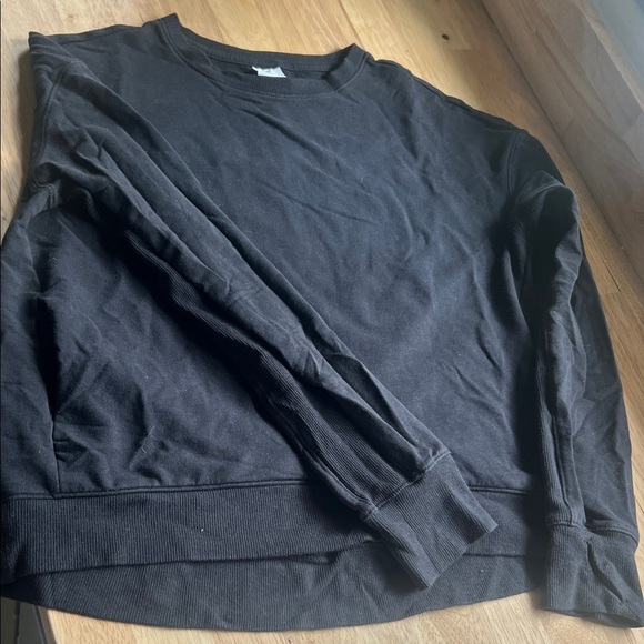 Burgundy Graphic Sweatshirt - Picture 2 of 7